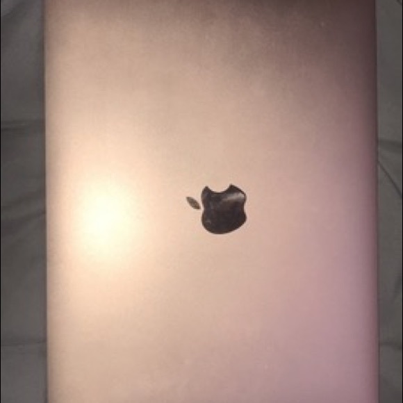 Macbook 13inch Rose Gold